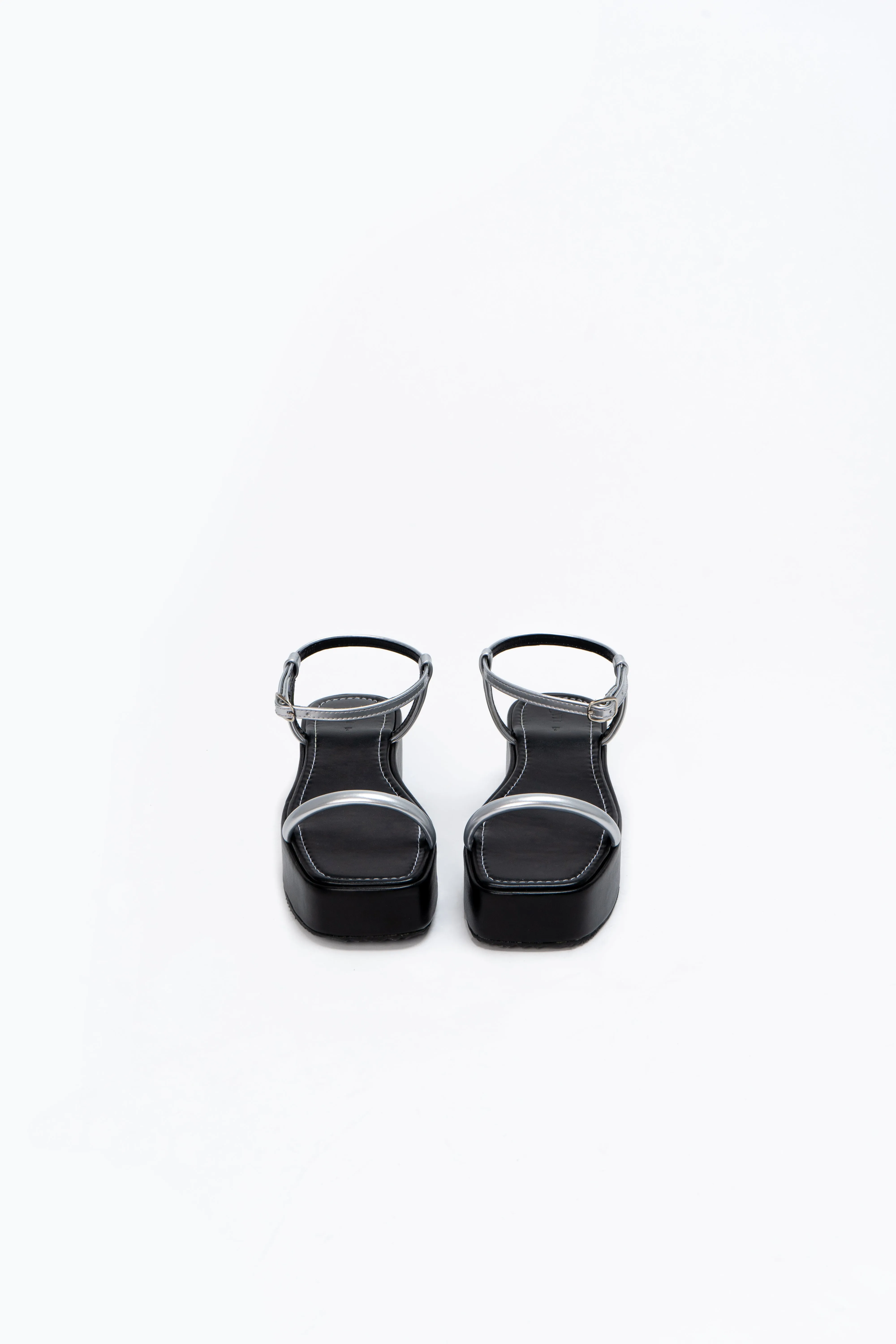 Logan Platforms in Silver